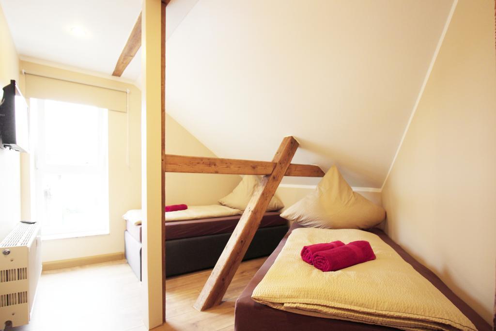 Apartments Roehrstrasse Weimar (Thuringia) Quarto foto